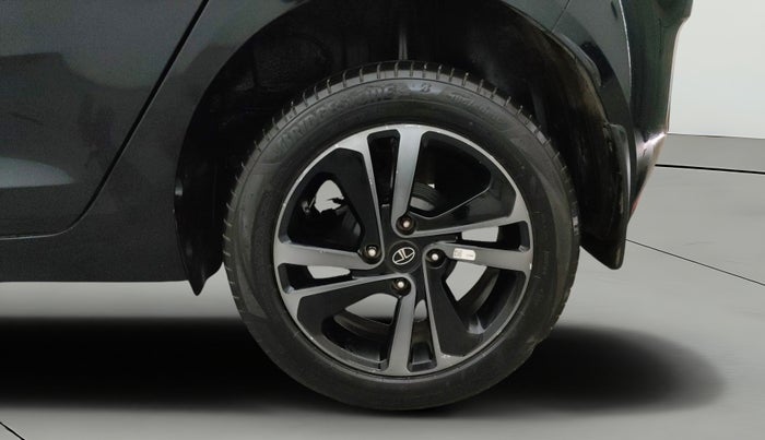 2023 Tata ALTROZ XZA PLUS DARK EDTION, Petrol, Automatic, 20,235 km, Left Rear Wheel