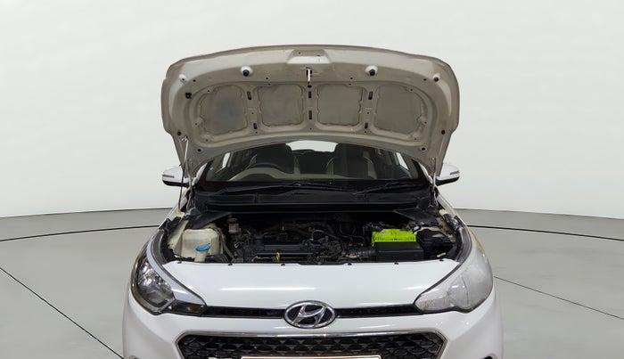 2014 Hyundai Elite i20 ASTA 1.2, Petrol, Manual, 1,07,721 km, Open Bonet