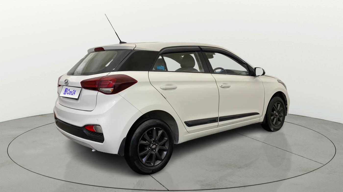 2018 Hyundai Elite i20 ASTA 1.2, Petrol, Manual, 38,843 km, Right Back Diagonal
