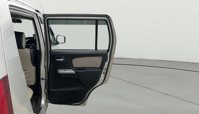 2016 Maruti Wagon R 1.0 VXI, Petrol, Manual, 42,705 km, RHS Rear Door