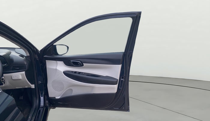 2023 Hyundai NEW I20 SPORTZ 1.2 IVT, Petrol, Automatic, 16,457 km, RHS Front Door