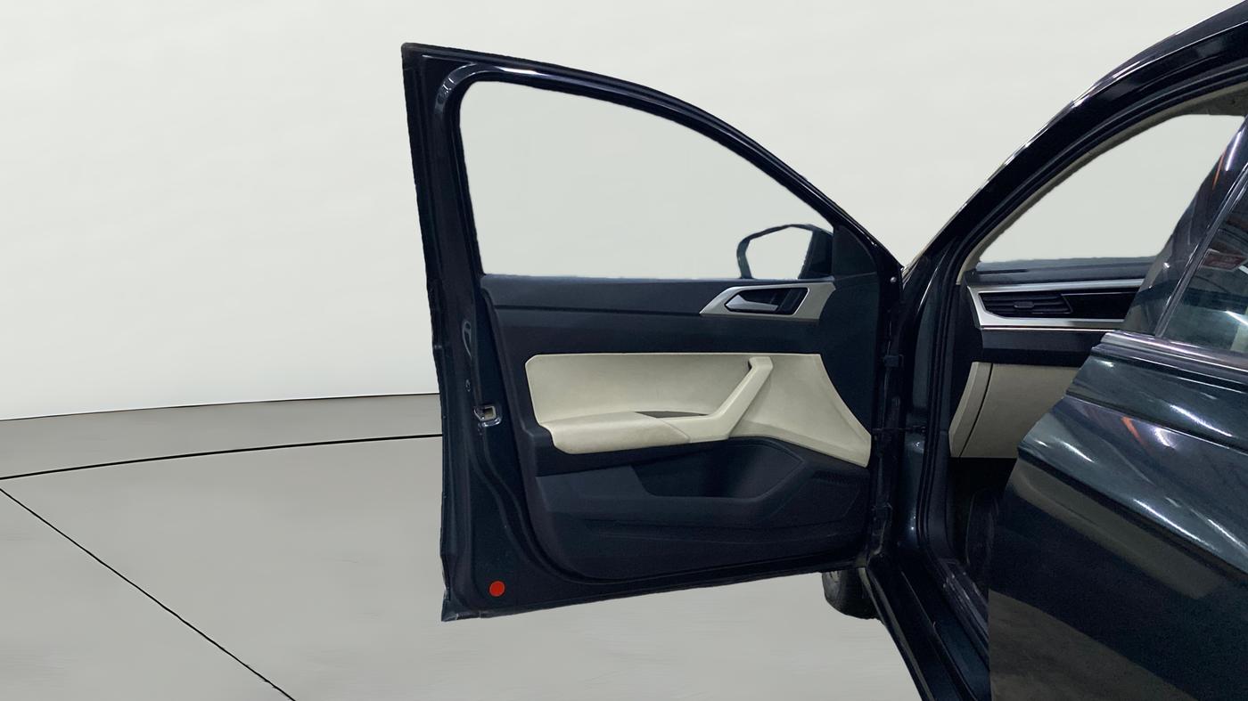 2024 Volkswagen VIRTUS TOPLINE TSI 1.0 AT, Petrol, Automatic, 53,700 km, LHS Front Door