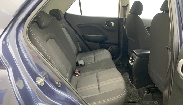 2020 Hyundai VENUE SX 1.0 TURBO, Petrol, Manual, 45,721 km, Right Side Rear Door Cabin