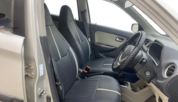 2017 Maruti Alto K10 VXI, Petrol, Manual, 58,325 km, Right Side Front Door Cabin