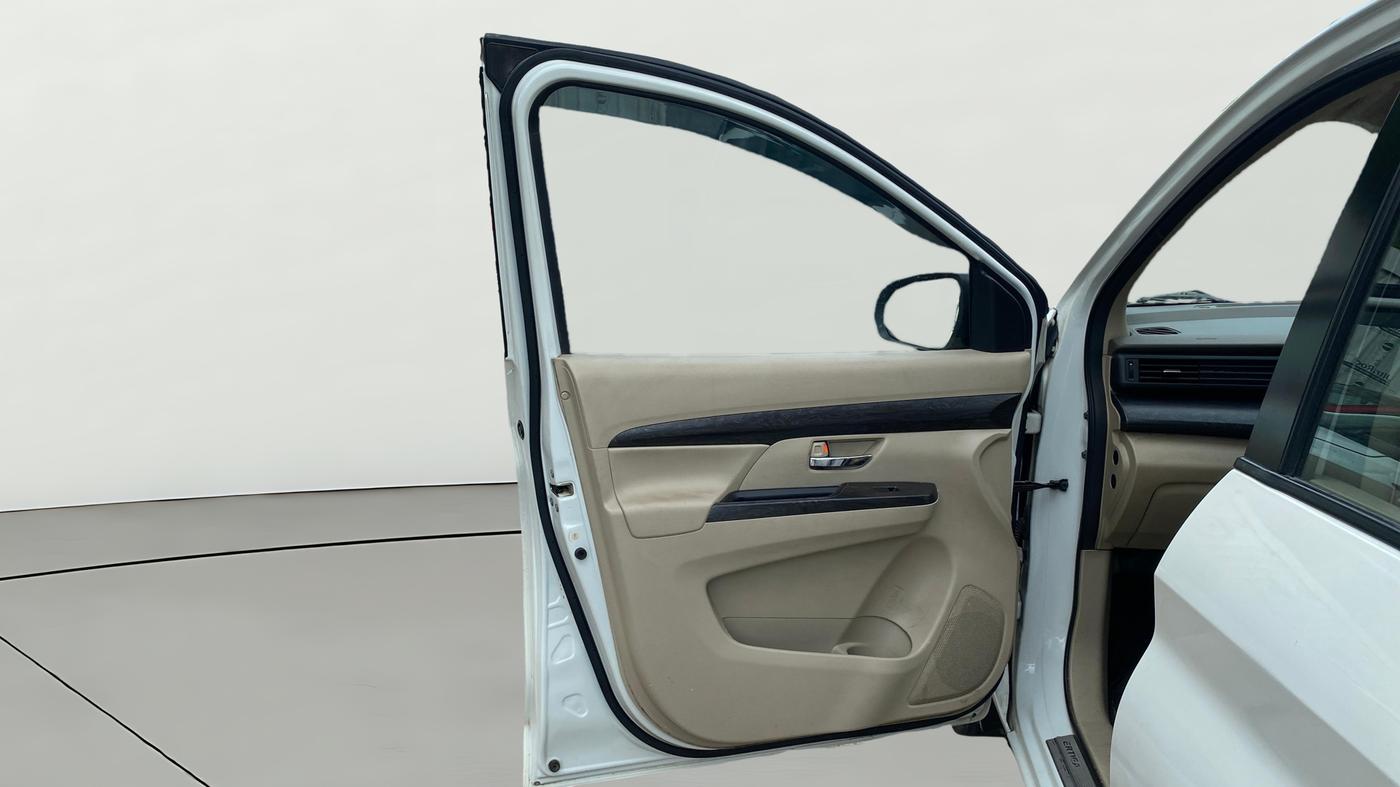 2023 Maruti Ertiga   VXI (O) CNG, CNG, Manual, 1,40,138 km, LHS Front Door