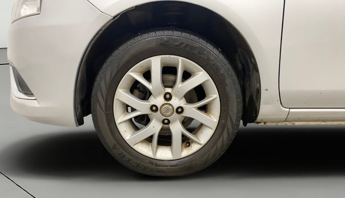 2017 Nissan Sunny XV CVT, Petrol, Automatic, 37,073 km, Left Front Wheel