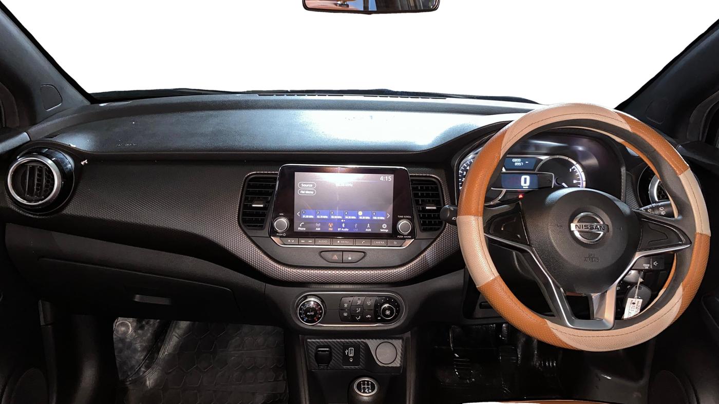 2019 Nissan Kicks XV 1.5, Petrol, Manual, 10,880 km, Dashboard