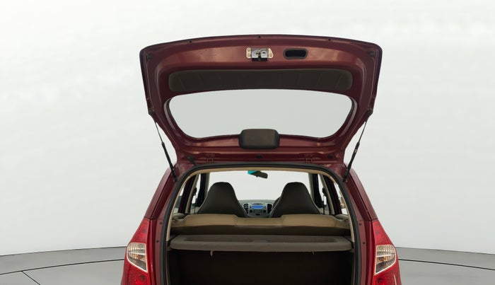 2015 Hyundai i10 SPORTZ 1.1, Petrol, Manual, 76,879 km, Boot Door Open