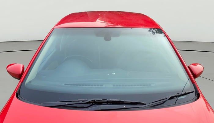 2017 Volkswagen Polo HIGHLINE1.2L, Petrol, Manual, 39,478 km, Front Windshield