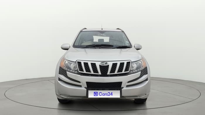 2014 Mahindra XUV500 W4, Diesel, Manual, 1,04,147 km, Front