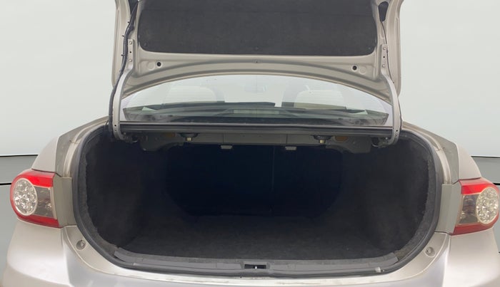 2014 Toyota Corolla Altis G PETROL, Petrol, Manual, 94,763 km, Boot Open Zoomed View