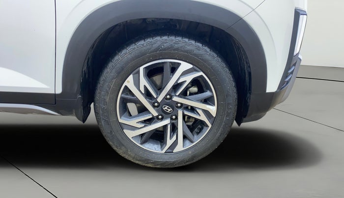 2024 Hyundai Creta SX (O) IVT 1.5 PETROL, Petrol, Automatic, 24,755 km, Right Front Wheel