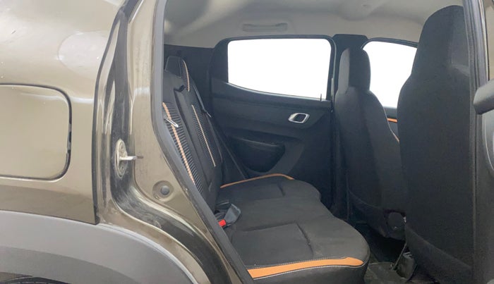 2020 Renault Kwid CLIMBER 1.0 AMT (O), Petrol, Automatic, 11,828 km, Right Side Rear Door Cabin