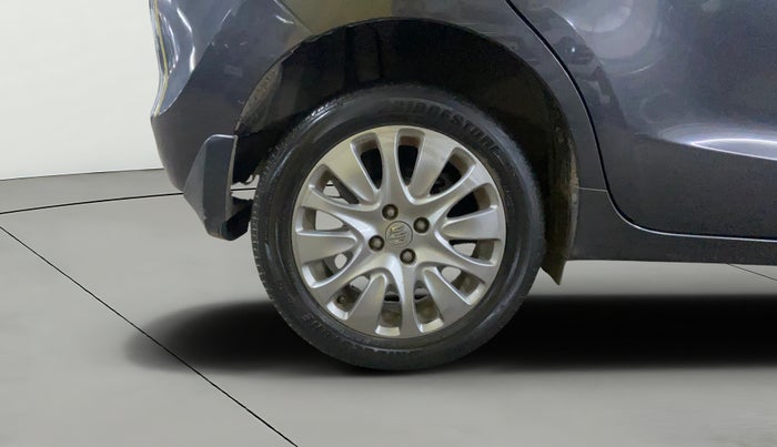 2017 Maruti Baleno ZETA PETROL 1.2, Petrol, Manual, 1,02,582 km, Right Rear Wheel