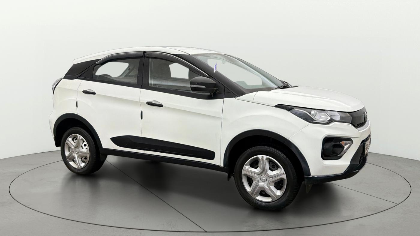 2023 Tata NEXON XE PETROL, Petrol, Manual, 25,429 km, SRP