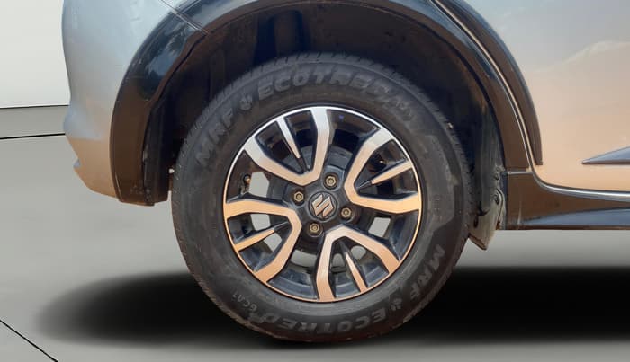 2024 Maruti Swift VXi AMT, Petrol, Automatic, 48,036 km, Right Rear Wheel