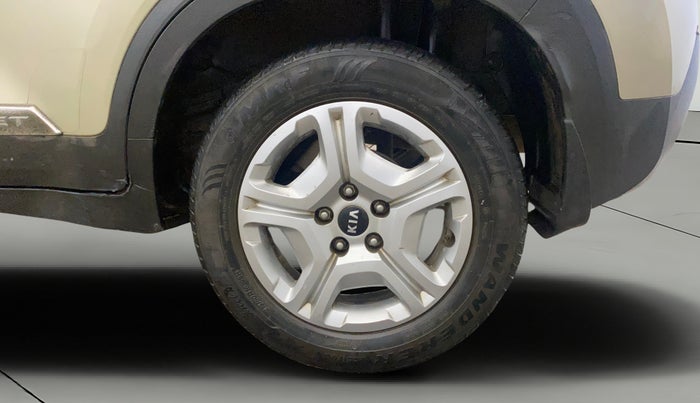 2020 KIA SONET HTK PLUS 1.5, Diesel, Manual, 44,130 km, Left Rear Wheel