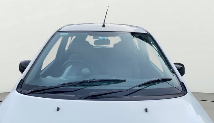 2012 Maruti Ritz VXI, Petrol, Manual, 67,191 km, Front Windshield