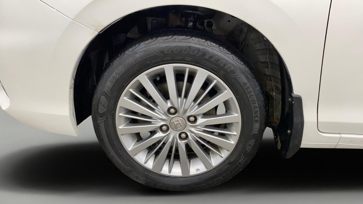 2021 Honda City 1.5L I-VTEC V MT 5TH GEN, CNG, Manual, 44,688 km, Left Front Wheel