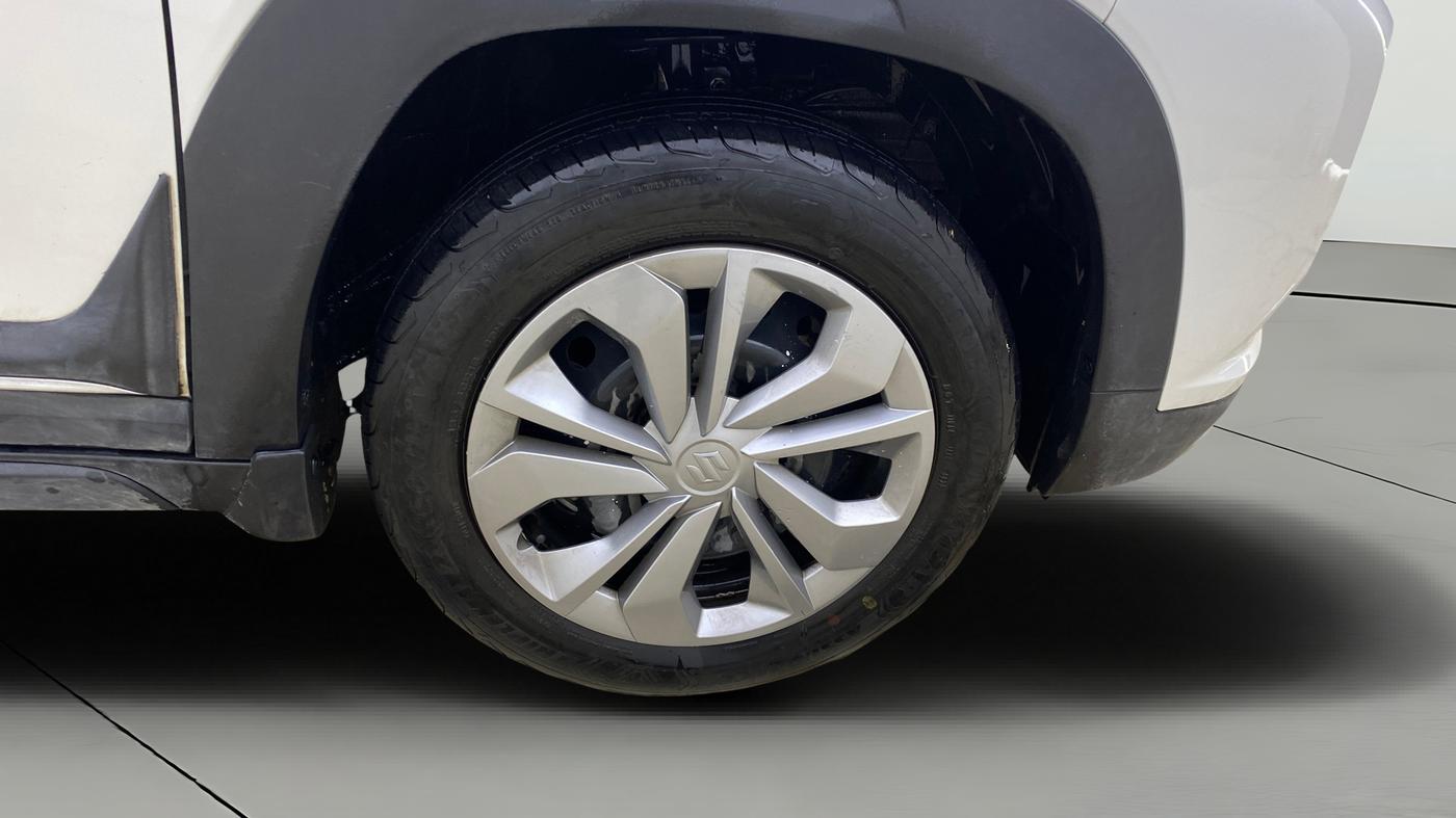 2023 Maruti FRONX DELTA CNG 1.2 MT, CNG, Manual, 46,115 km, Right Front Wheel