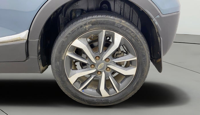 2021 Mahindra XUV300 W8 (O) 1.2 PETROL AMT, Petrol, Automatic, 57,357 km, Left Rear Wheel