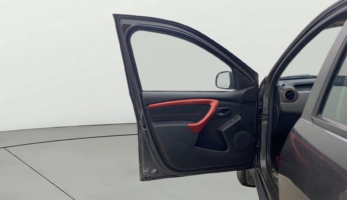 2017 Renault Duster RXS CVT, Petrol, Automatic, 23,458 km, LHS Front Door