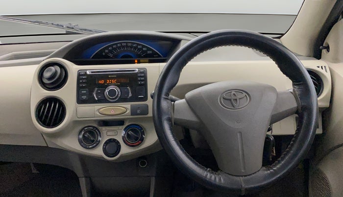 2014 Toyota Etios G, Petrol, Manual, 59,366 km, Steering Wheel Close Up