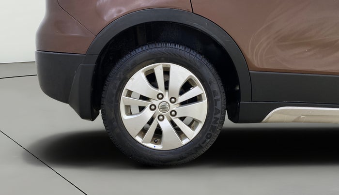 2015 Maruti S Cross ZETA 1.3, Diesel, Manual, 20,896 km, Right Rear Wheel