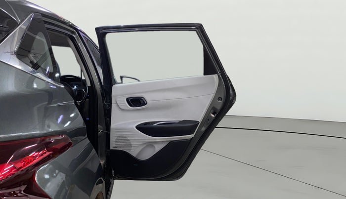 2023 Hyundai NEW I20 ASTA (O) 1.2 IVT, Petrol, Automatic, 8,615 km, RHS Rear Door