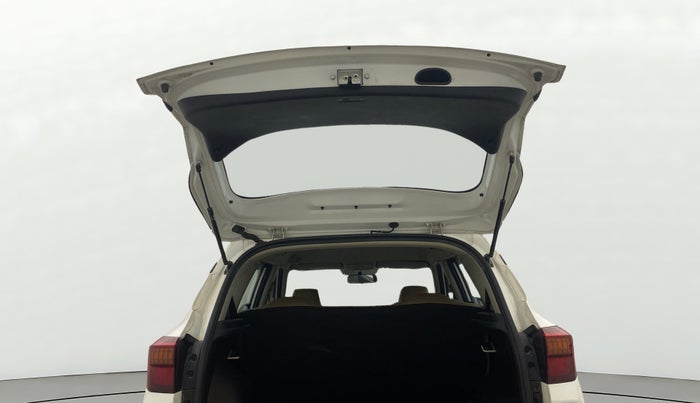 2021 KIA SELTOS HTK PLUS 1.5 DIESEL, Diesel, Manual, 1,20,355 km, Boot Door Open