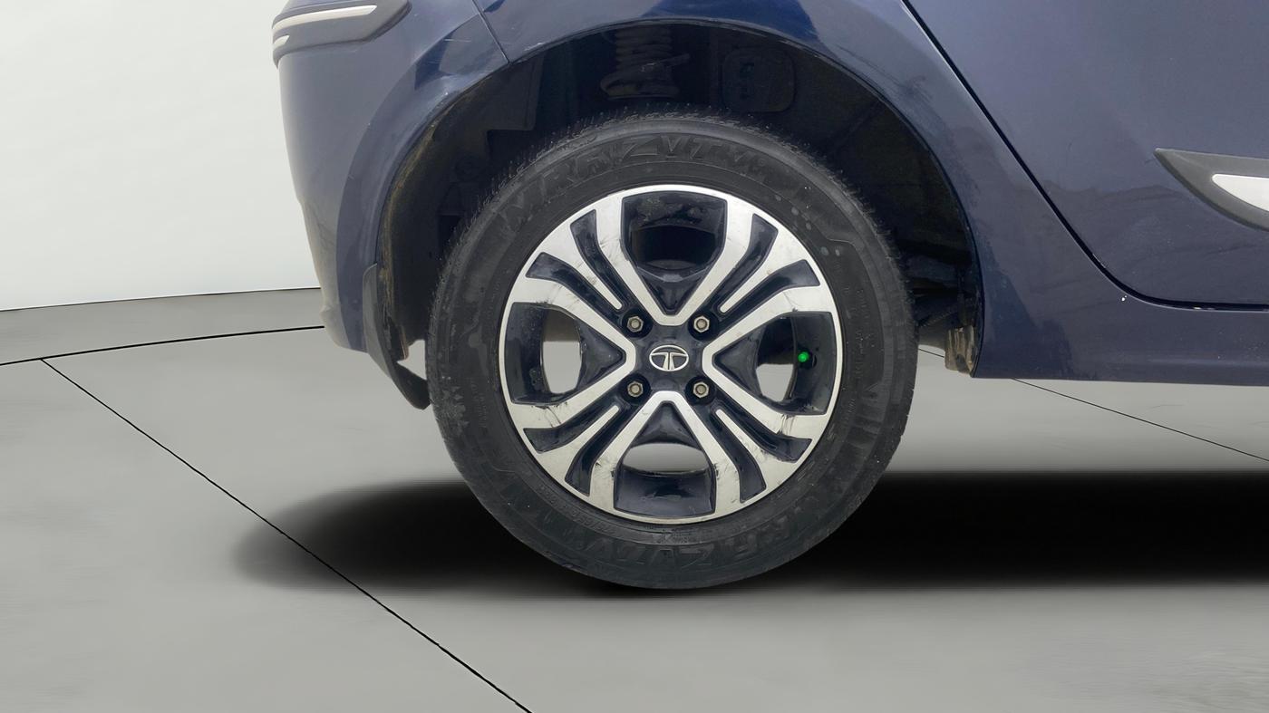 2023 Tata Tiago XT PETROL, Petrol, Manual, 34,178 km, Right Rear Wheel