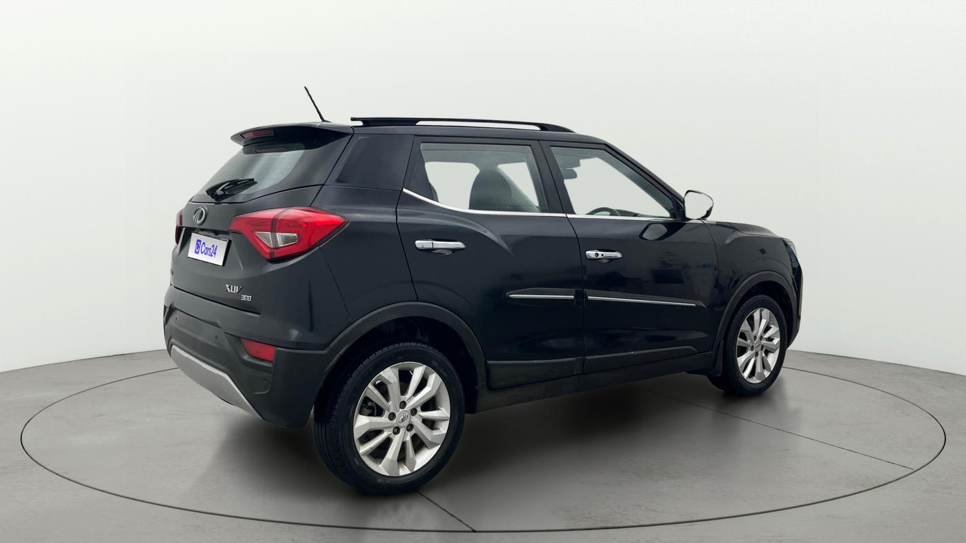 2019 Mahindra XUV300 W8 1.2 PETROL, Petrol, Manual, 55,445 km, Right Back Diagonal