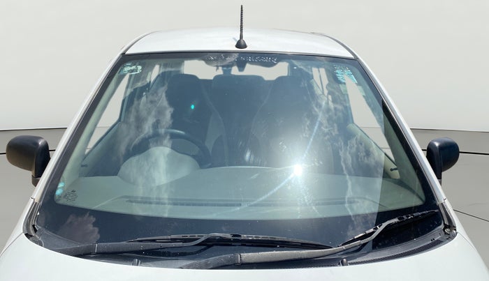 2016 Hyundai i10 MAGNA 1.1, CNG, Manual, 1,47,098 km, Front Windshield