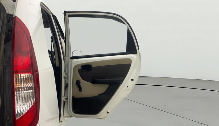 2016 Tata Nano TWIST XTA, Petrol, Automatic, 25,271 km, RHS Rear Door