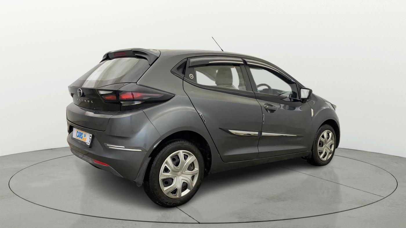 2024 Tata ALTROZ XM PLUS PETROL, Petrol, Manual, 42,134 km, Right Back Diagonal