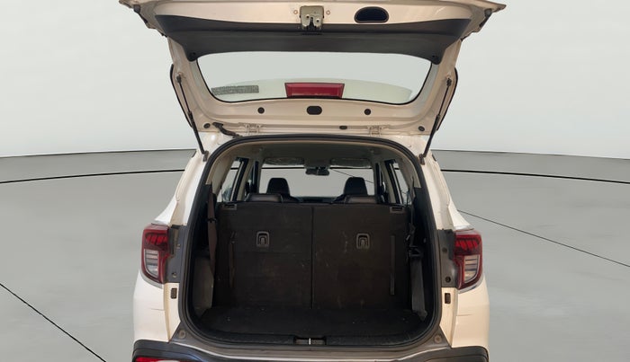 2022 KIA CARENS PREMIUM 1.4 PETROL 7 STR, Petrol, Manual, 39,112 km, Boot Open Zoomed View