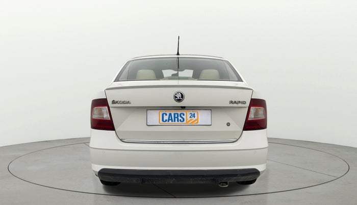 2019 Skoda Rapid STYLE 1.6 MPI AT, Petrol, Automatic, 49,097 km, Back/Rear