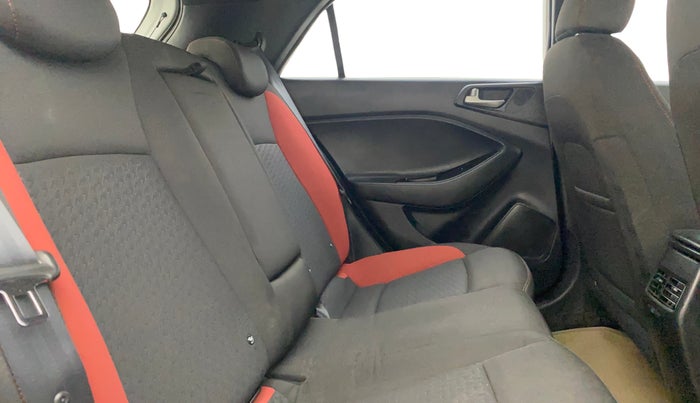 2019 Hyundai i20 Active 1.2 SX, Petrol, Manual, 50,844 km, Right Side Rear Door Cabin