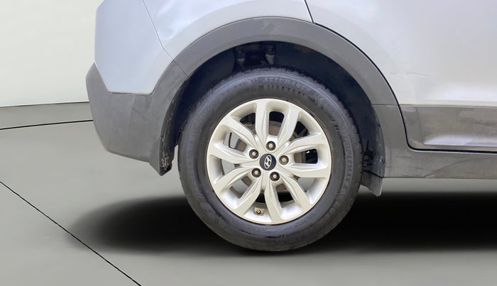 2018 Hyundai Creta SX 1.6 PETROL, Petrol, Manual, 85,882 km, Right Rear Wheel