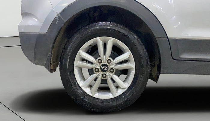 2016 Hyundai Creta SX 1.6 DIESEL, Diesel, Manual, 1,05,748 km, Right Rear Wheel