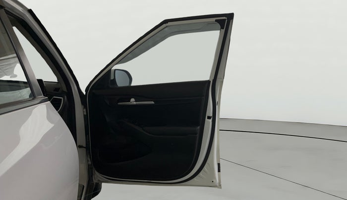 2020 KIA SELTOS HTK 1.5 PETROL, Petrol, Manual, 70,627 km, RHS Front Door