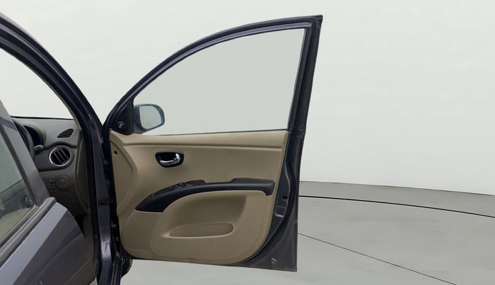 2015 Hyundai i10 SPORTZ 1.1, Petrol, Manual, 82,983 km, RHS Front Door