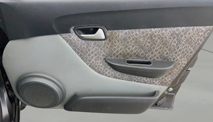 2018 Maruti Alto 800 LXI, Petrol, Manual, 32,262 km, Driver Side Door Panels Control