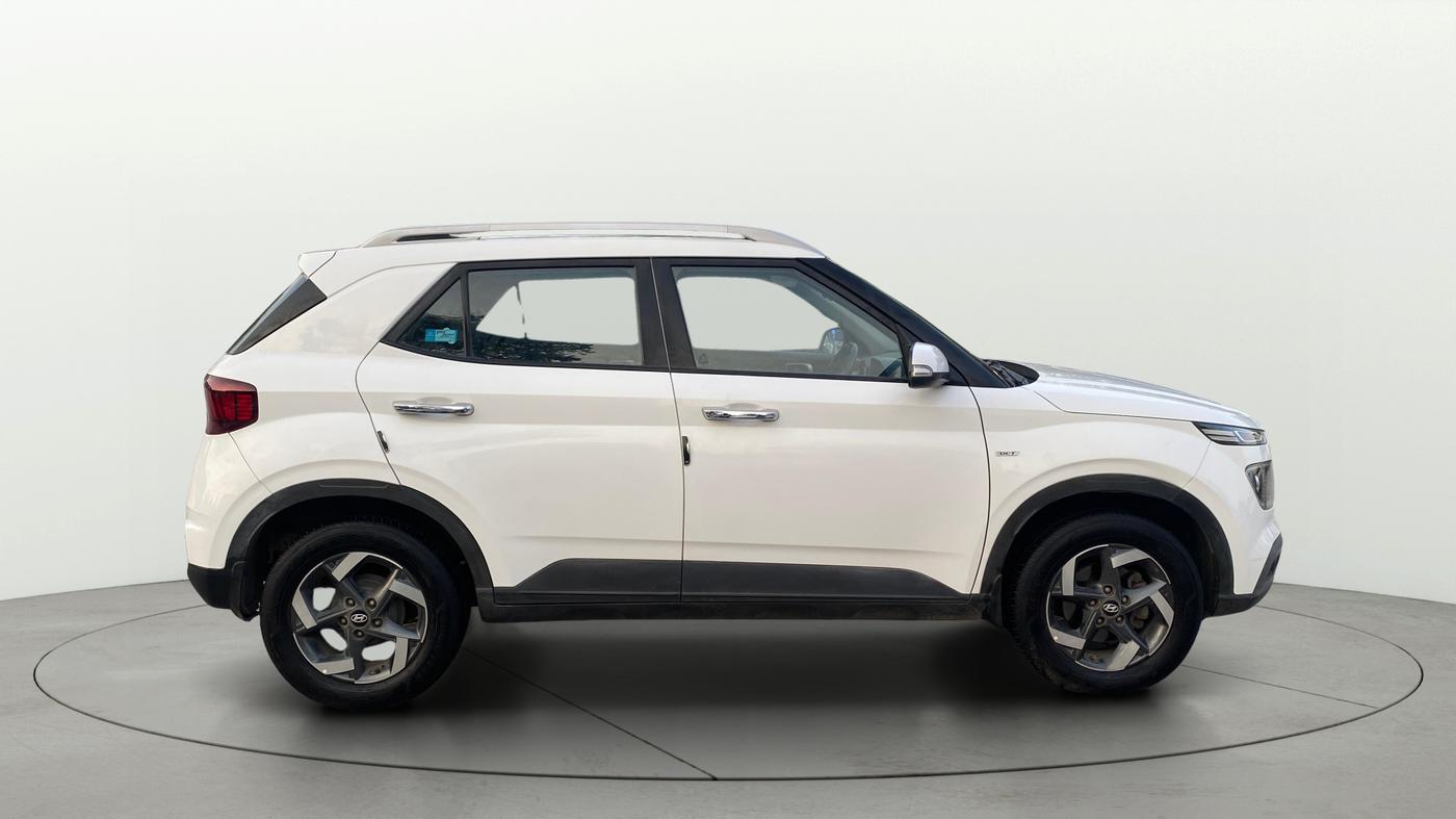 2020 Hyundai VENUE SX PLUS 1.0 TURBO DCT, Petrol, Automatic, 48,103 km, Right Side View