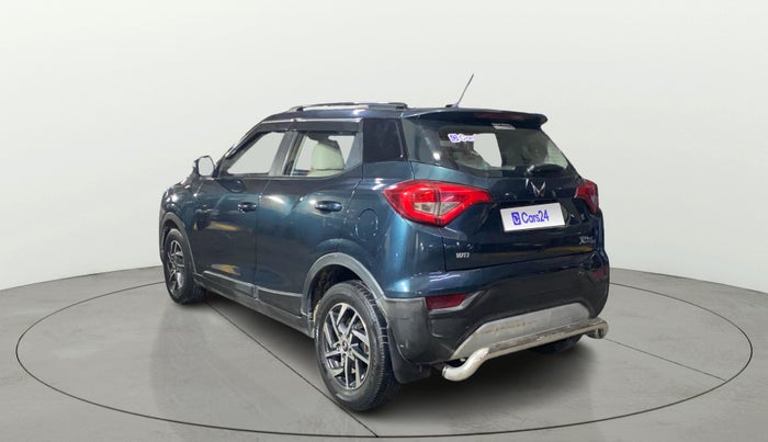 2022 Mahindra XUV300 W8 (O) 1.5 DIESEL, Diesel, Manual, 1,10,037 km, Left Back Diagonal