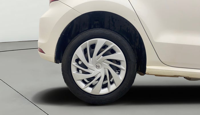 2018 Volkswagen Polo COMFORTLINE 1.0L MPI, Petrol, Manual, 78,133 km, Right Rear Wheel