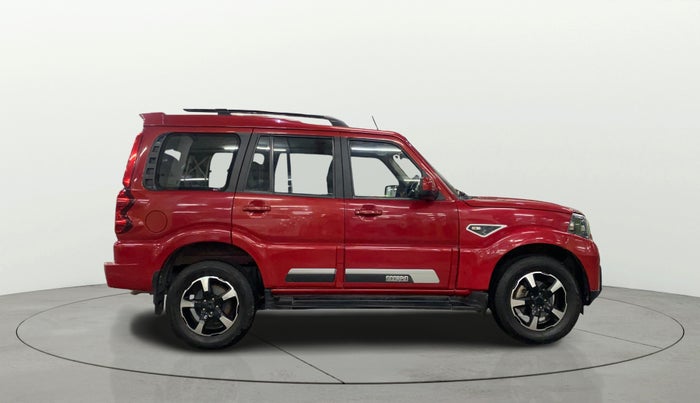 2024 Mahindra SCORPIO CLASSIC S11 MT 7S CC, Diesel, Manual, 25,948 km, Right Side View