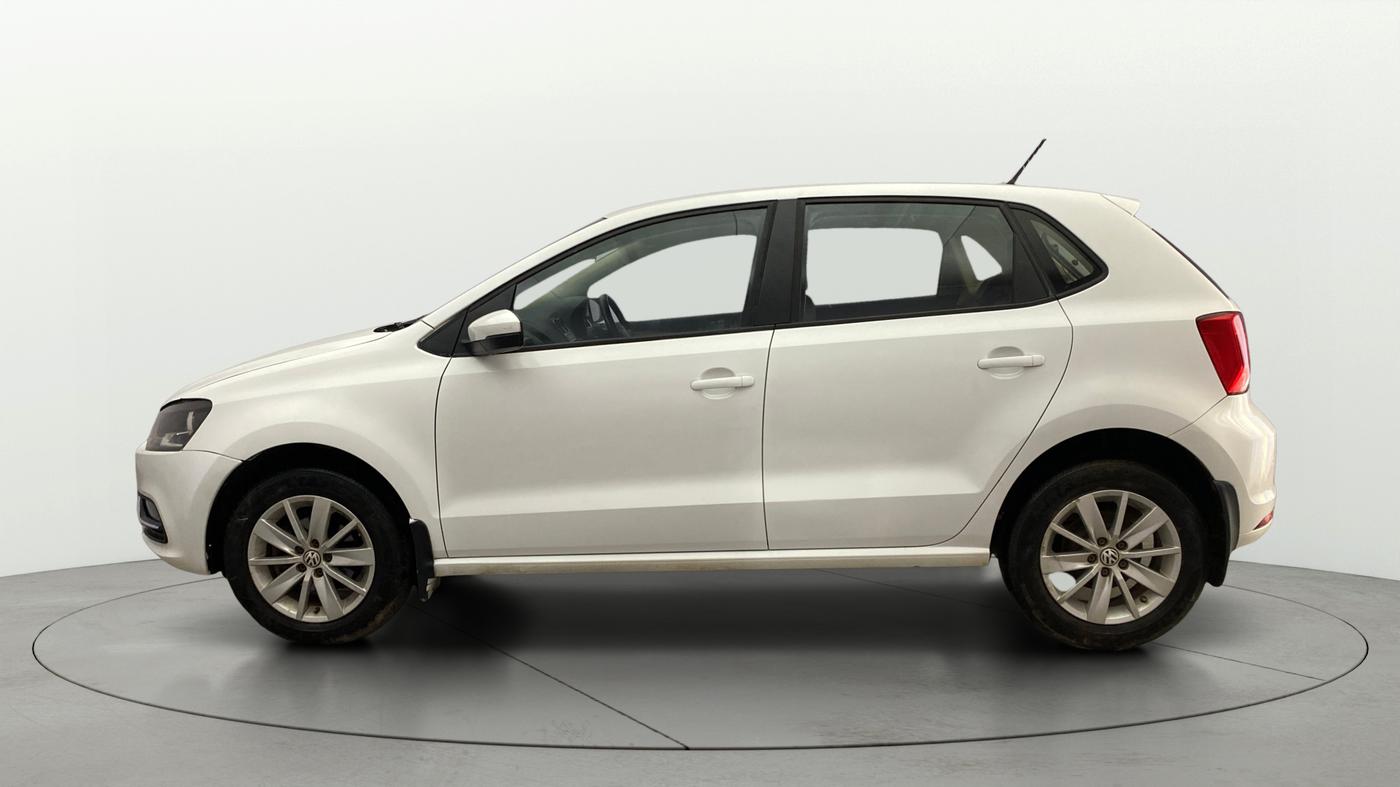 2017 Volkswagen Polo HIGHLINE1.5L, Diesel, Manual, 69,718 km, Left Side
