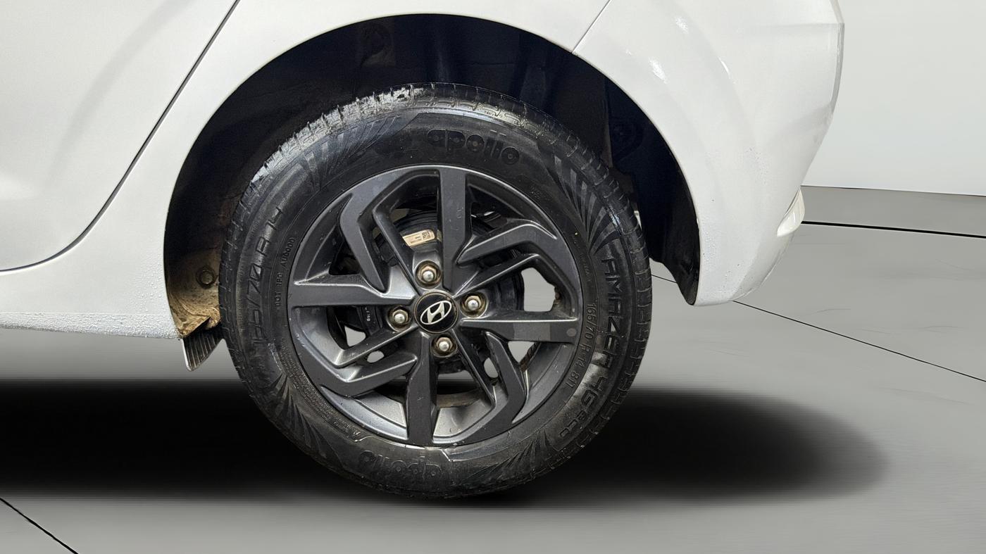 2022 Hyundai GRAND I10 NIOS SPORTZ AMT 1.2 KAPPA VTVT, Petrol, Automatic, 28,555 km, Left Rear Wheel