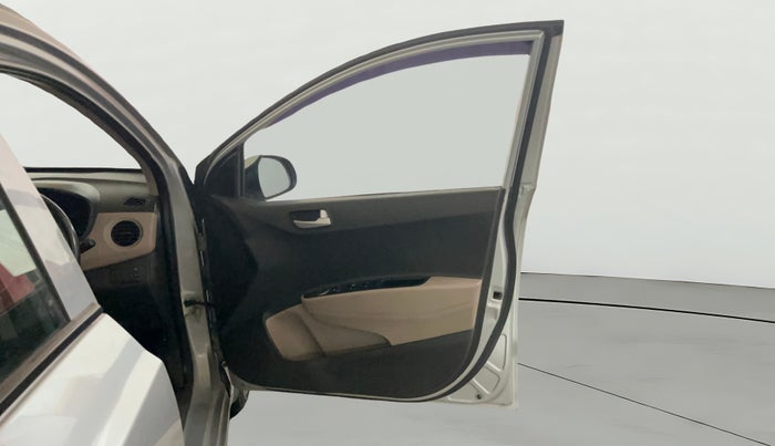 2019 Hyundai Grand i10 SPORTZ 1.2 KAPPA VTVT, Petrol, Manual, 60,829 km, RHS Front Door